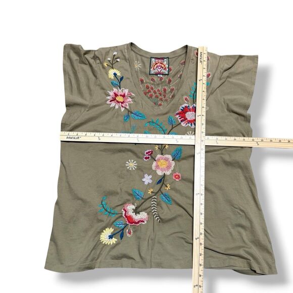 JOHNNY WAS JWLA Top Womens Grace Flutter Tee XL Green Peacock Emroidered Floral - Picture 4 of 7